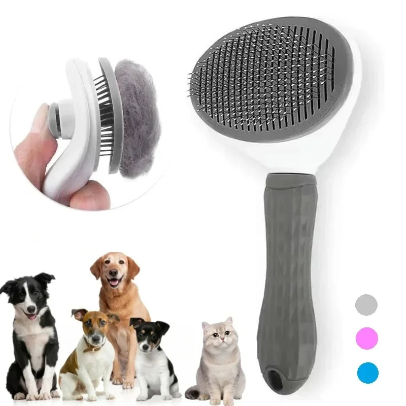 Vistas frontal e lateral de uma escova cinza para pelagem com botão de liberação de pelos, ao lado de cães, gatos e amostras de cores.